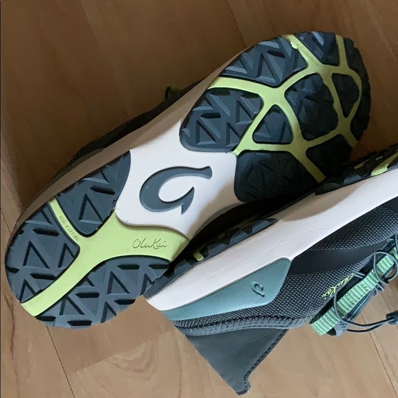 Olukai Women’s Miki Trainers - Picture 7 of 9